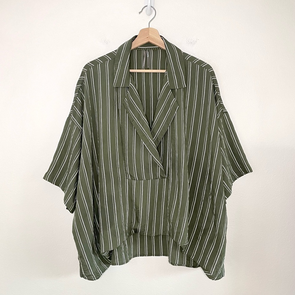 Anthropologie The Dylon Short Sleeve Wide Placket Blouse Green Stripe Large - Picture 6 of 15